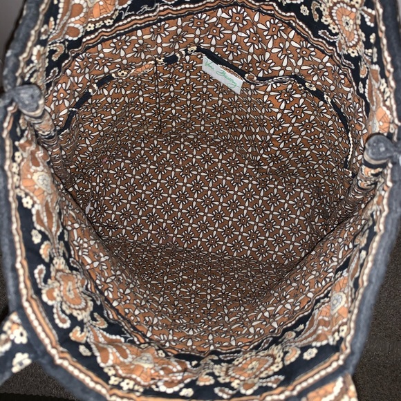 Vera Bradley - Picture 4 of 4